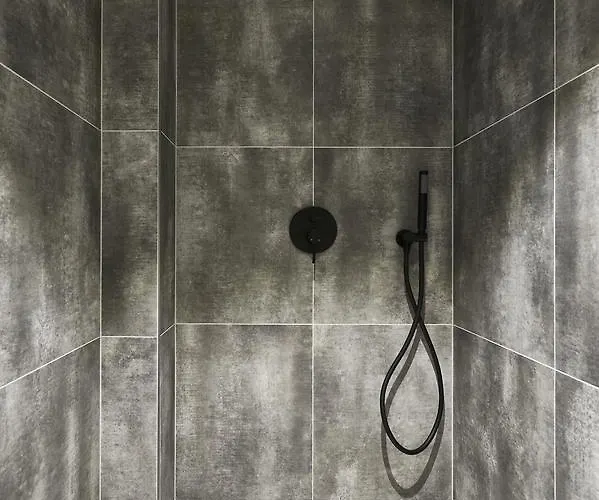 アパートホテル Pistache